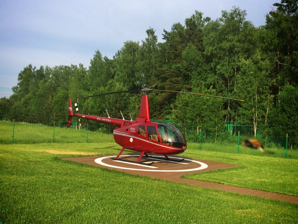 Вертолетная площадка на турбазе Незабудка